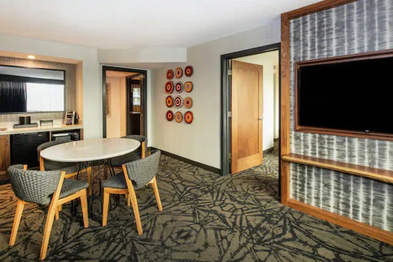 Embassy Suites By Hilton Walnut Creek Exterior foto