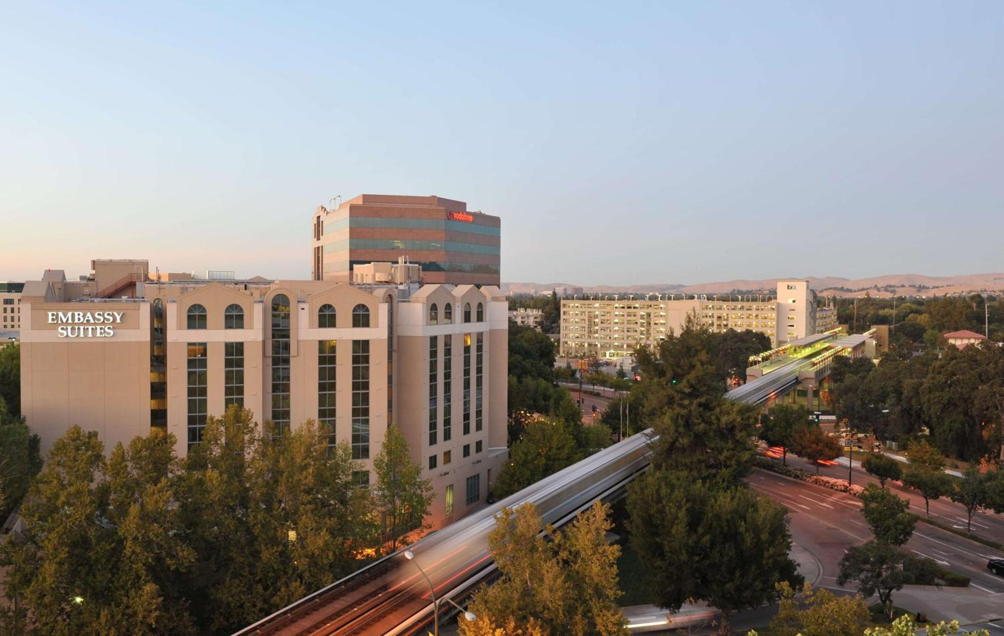 Embassy Suites By Hilton Walnut Creek Exterior foto